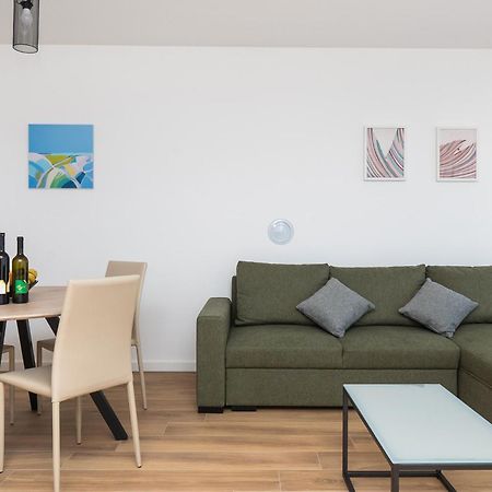 Apartman Miriam ชิเบนิก ภายนอก รูปภาพ