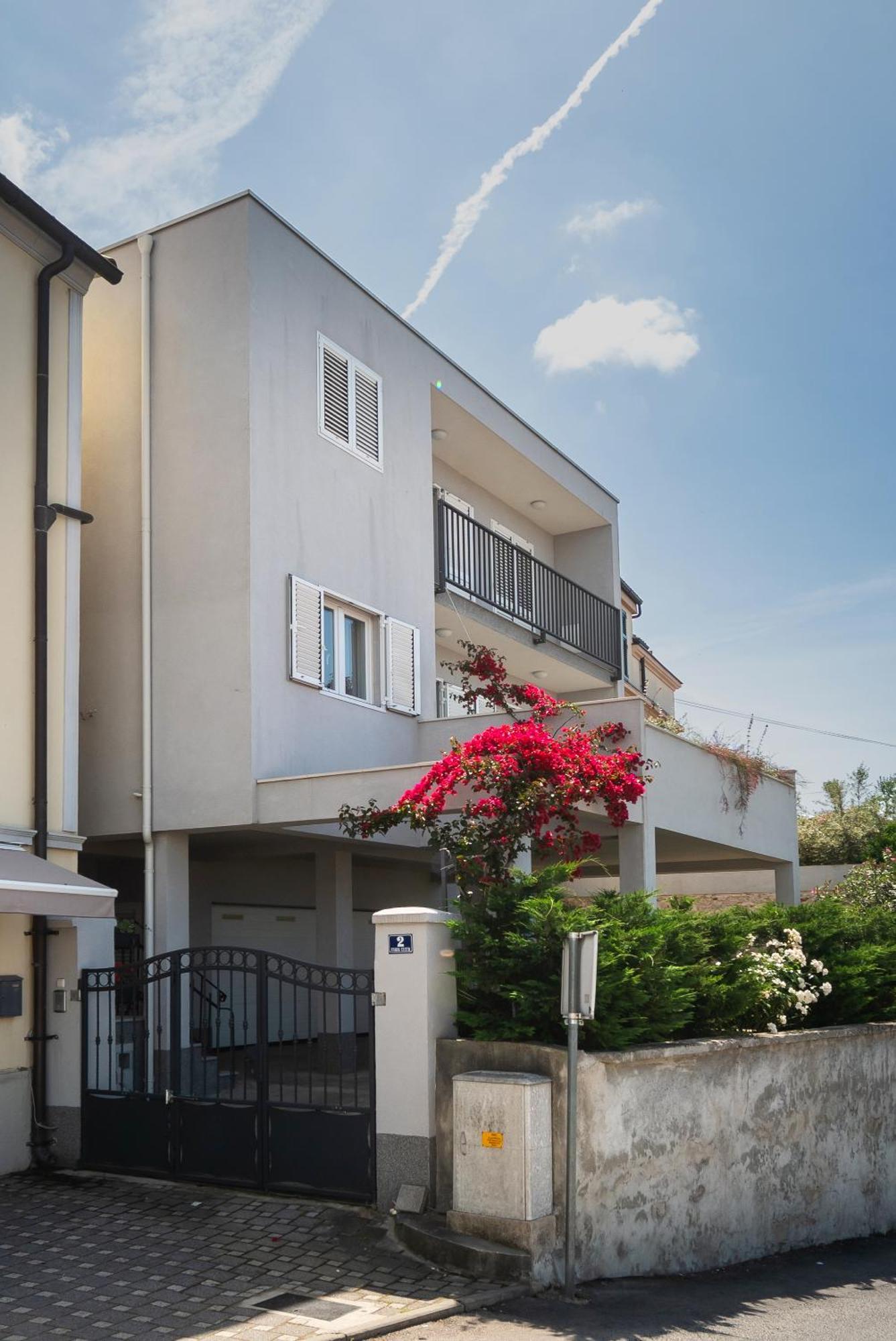 Apartman Miriam ชิเบนิก ภายนอก รูปภาพ